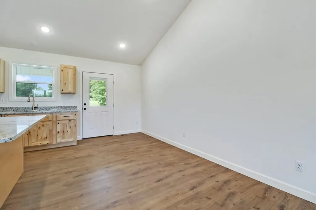 121 Willow Lake Drive Jamestown TN 38556