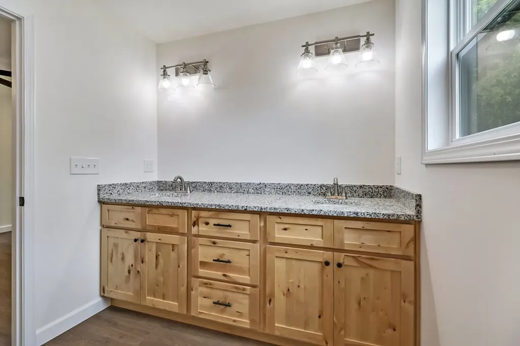 121 Willow Lake Drive Jamestown TN 38556