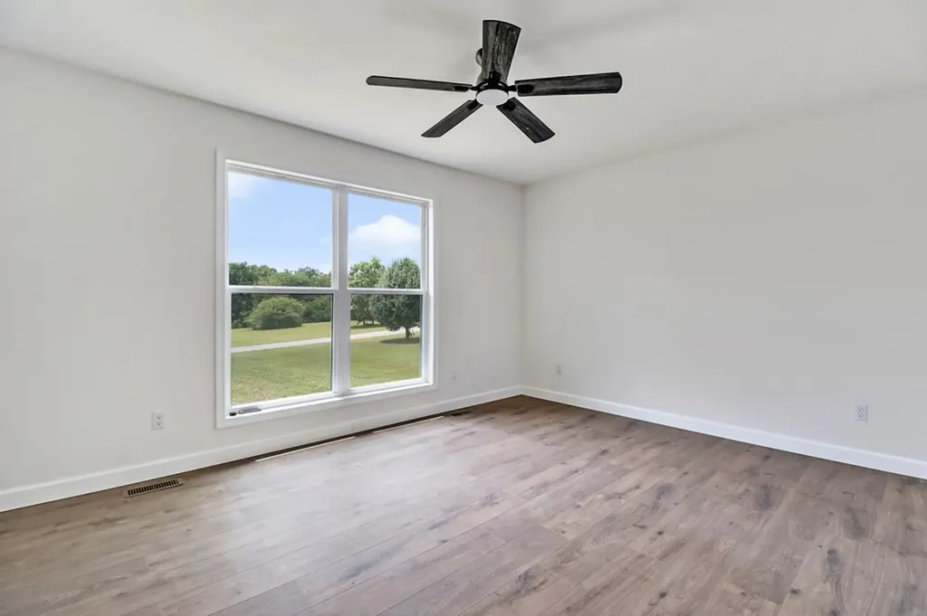 121 Willow Lake Drive Jamestown TN 38556