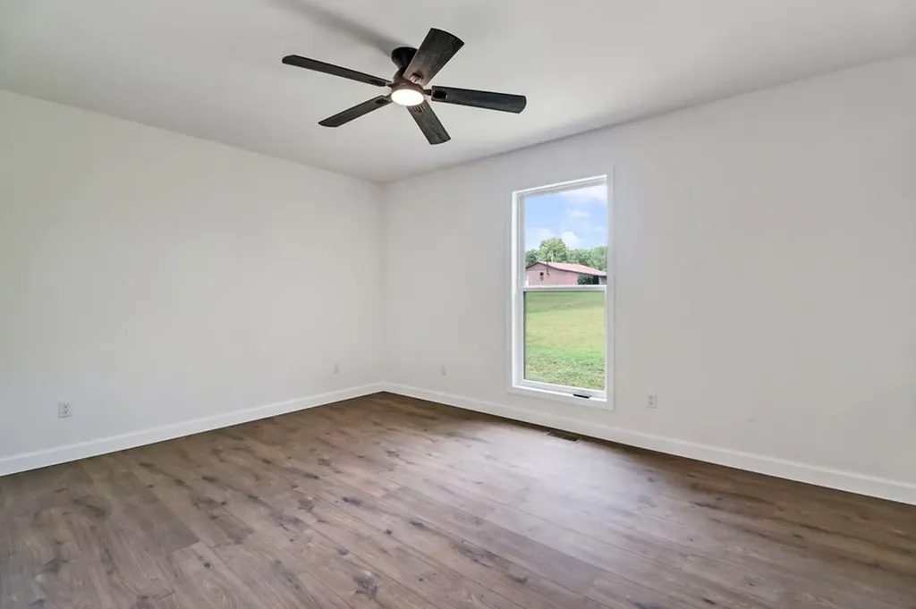 121 Willow Lake Drive Jamestown TN 38556