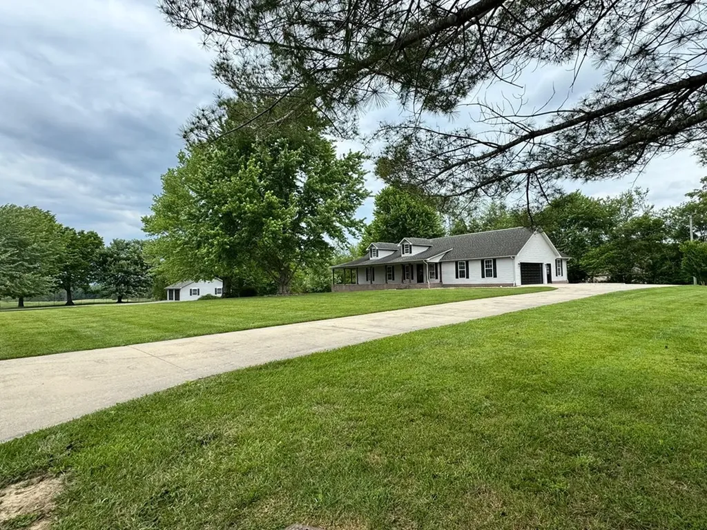 410 Sunset Lane Monterey TN 38574