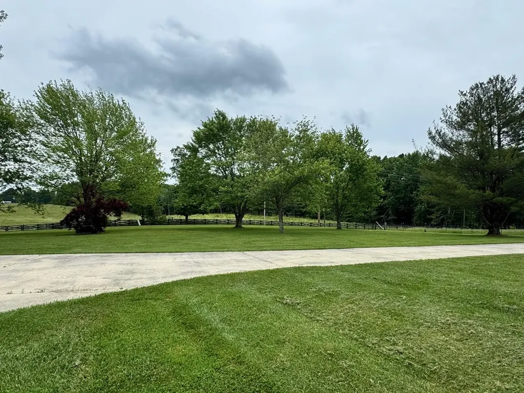 410 Sunset Lane Monterey TN 38574