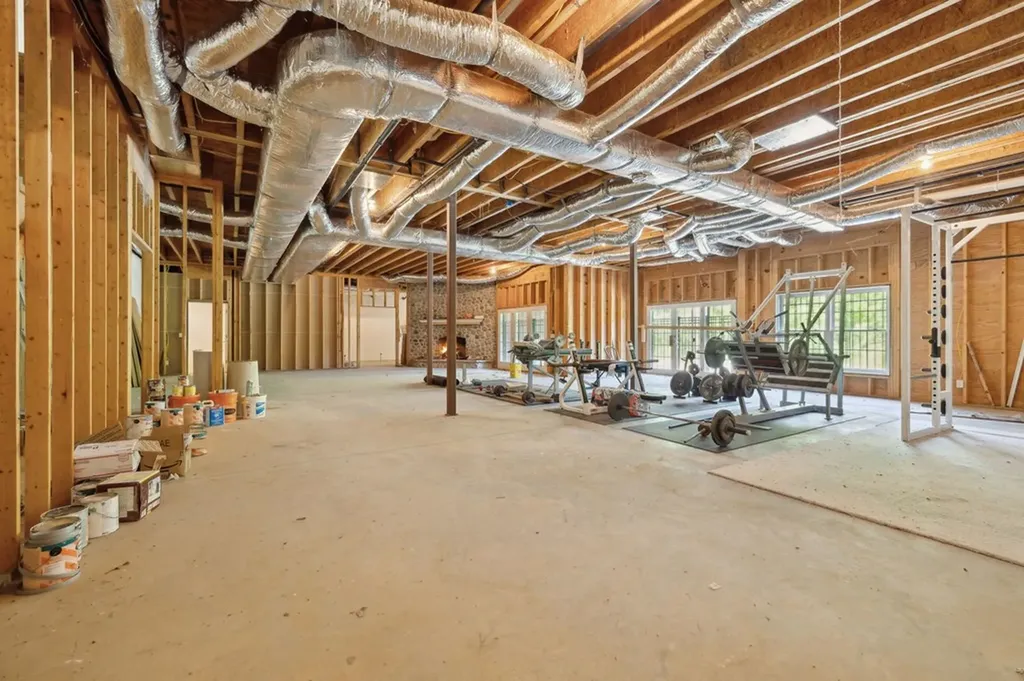 219 Dale Lane Hilham TN 38568