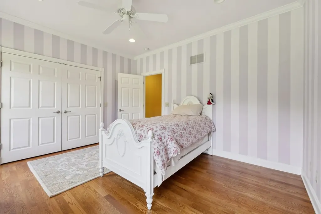 219 Dale Lane Hilham TN 38568