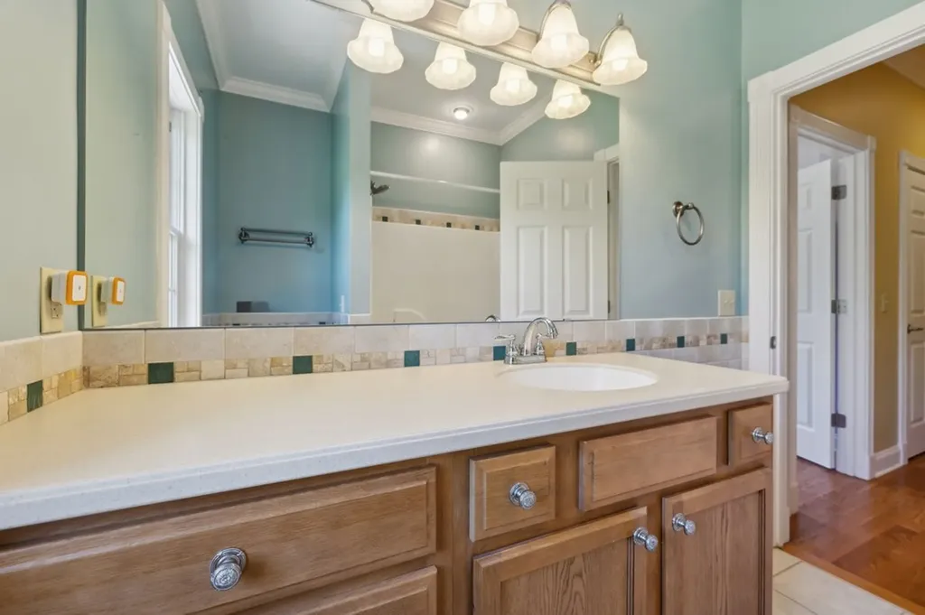 219 Dale Lane Hilham TN 38568