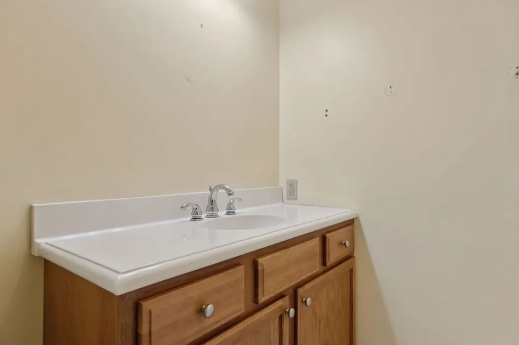 219 Dale Lane Hilham TN 38568