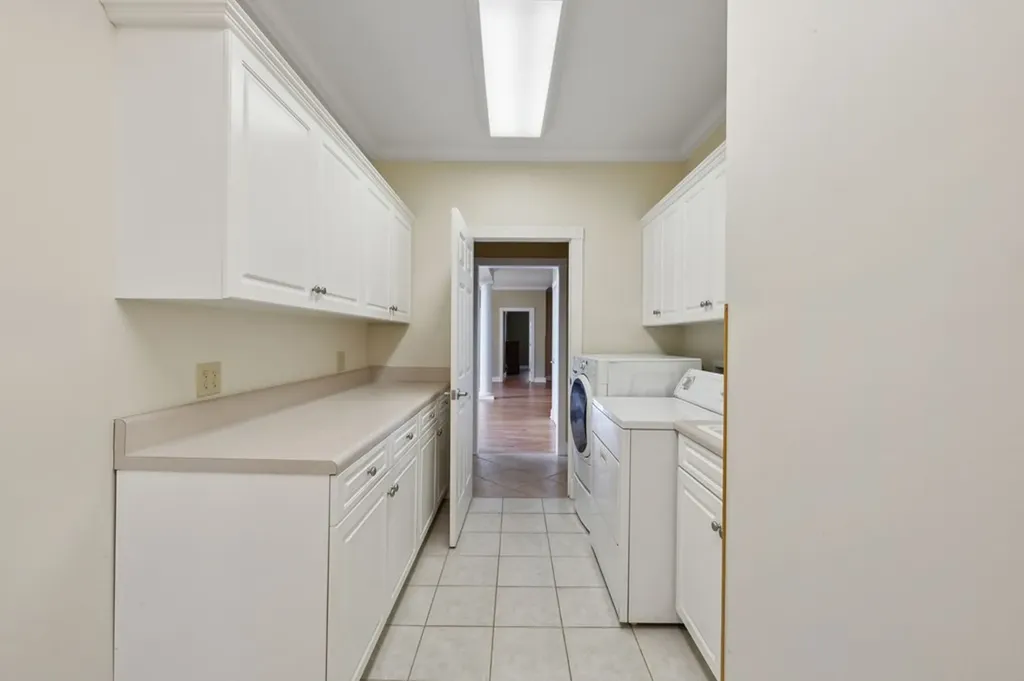 219 Dale Lane Hilham TN 38568