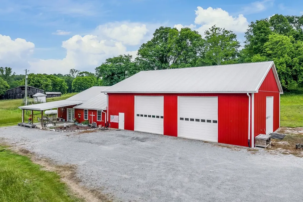 220 Little Salt Creek Road Carthage TN 37030