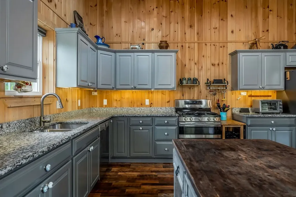 220 Little Salt Creek Road Carthage TN 37030