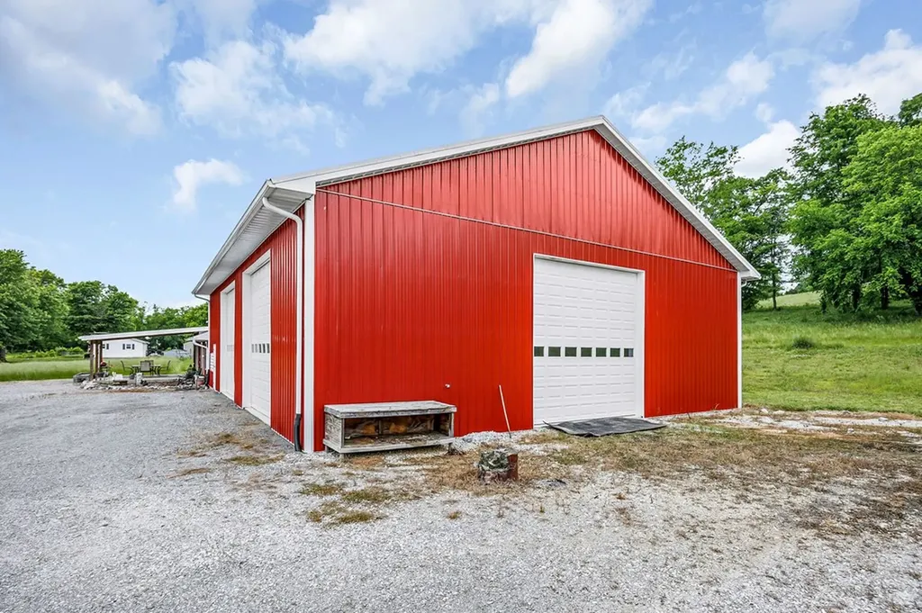 220 Little Salt Creek Road Carthage TN 37030