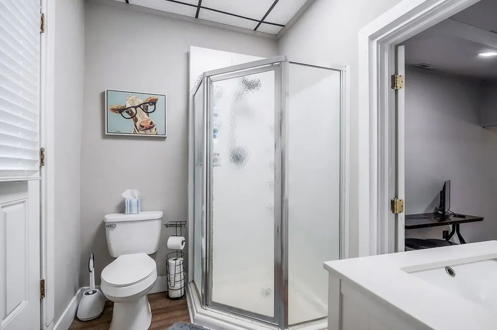 105 W Walnut Smithville TN 37166