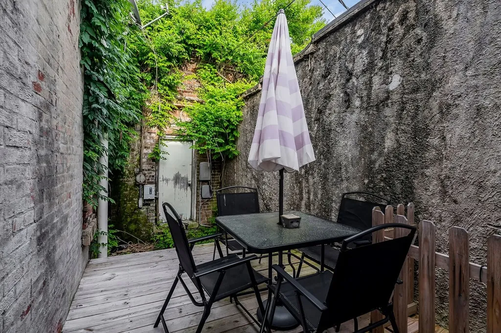 105 W Walnut Smithville TN 37166