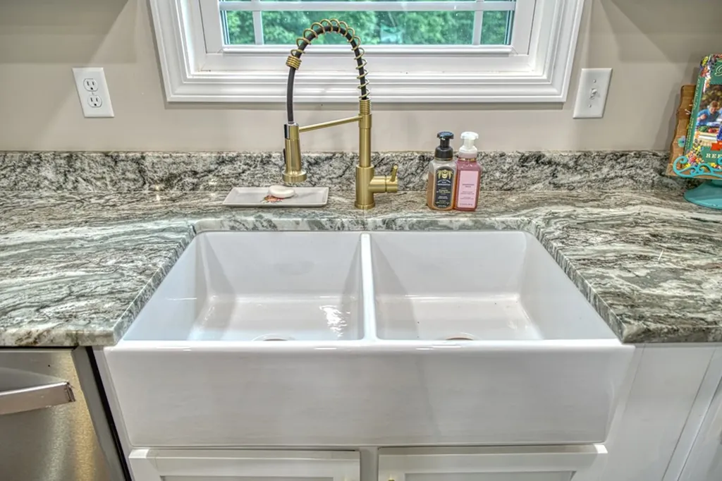 226 W Minnie Monterey TN 38574