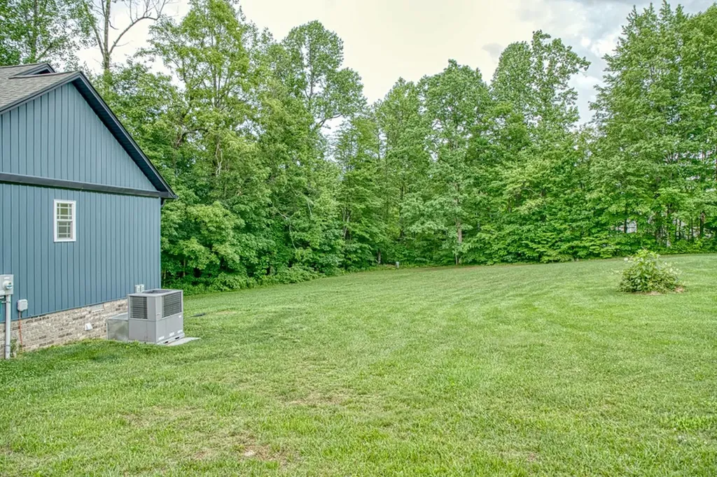 226 W Minnie Monterey TN 38574