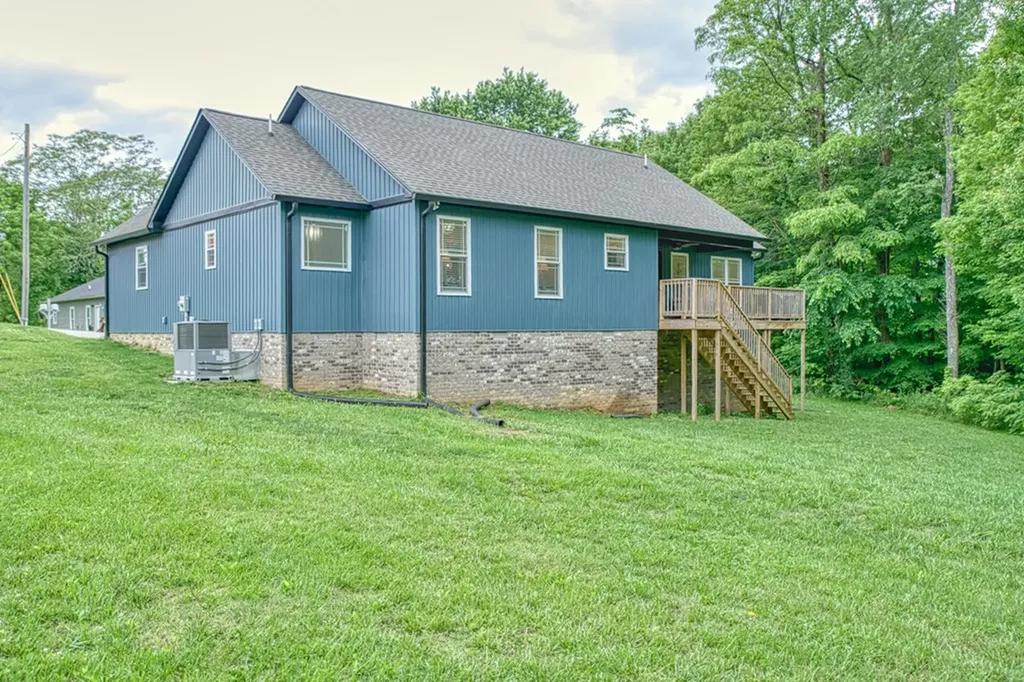 226 W Minnie Monterey TN 38574