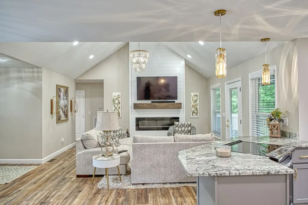 226 W Minnie Monterey TN 38574