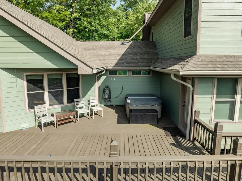 4550 Southgate Road Byrdstown TN 38549