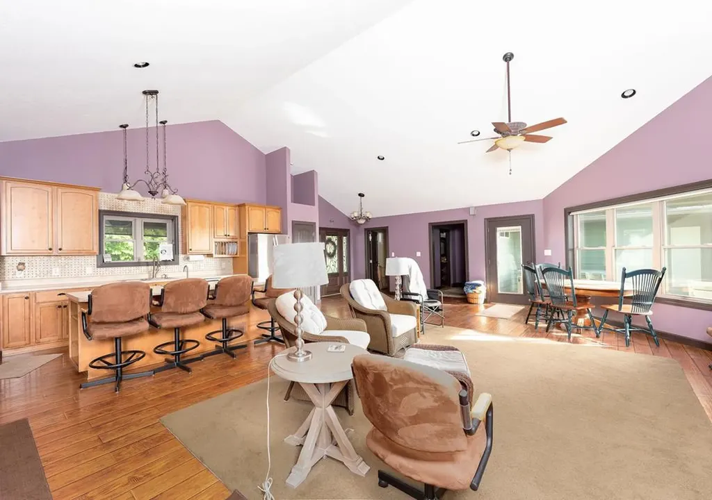 4550 Southgate Road Byrdstown TN 38549