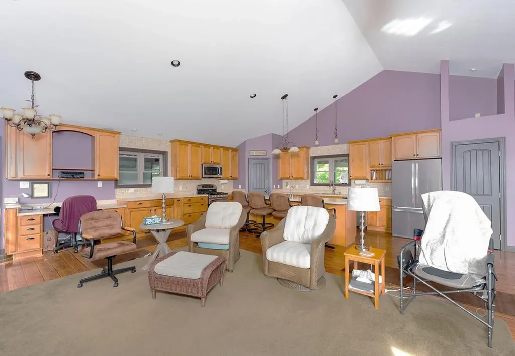 4550 Southgate Road Byrdstown TN 38549