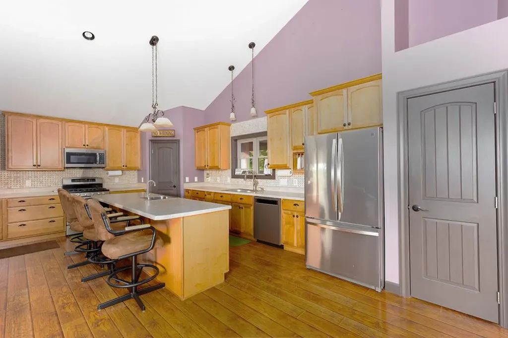 4550 Southgate Road Byrdstown TN 38549