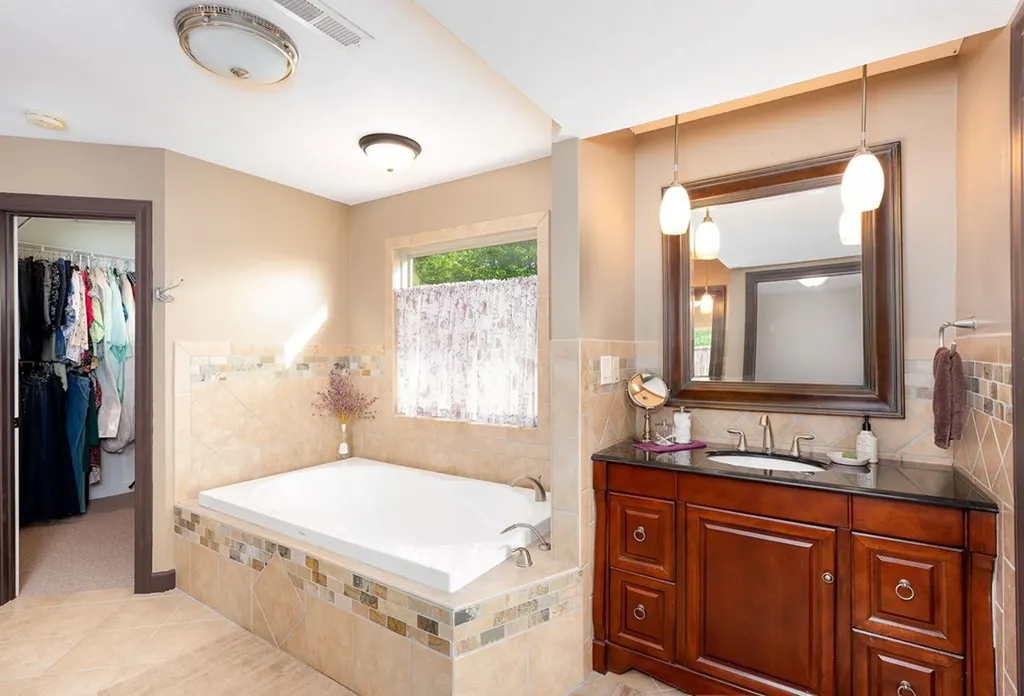 4550 Southgate Road Byrdstown TN 38549