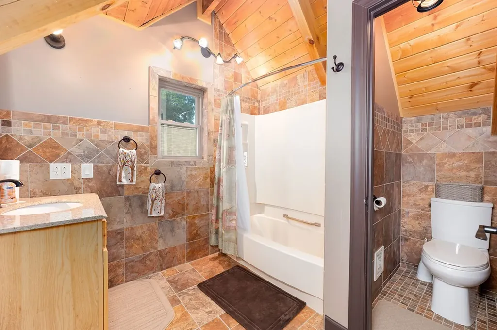 4550 Southgate Road Byrdstown TN 38549