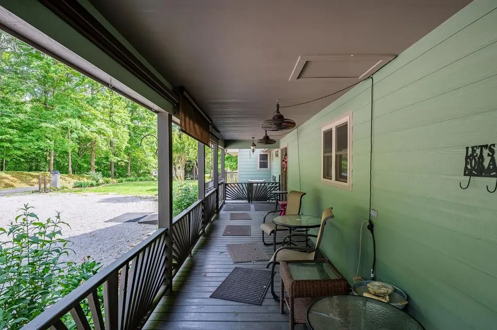 4550 Southgate Road Byrdstown TN 38549