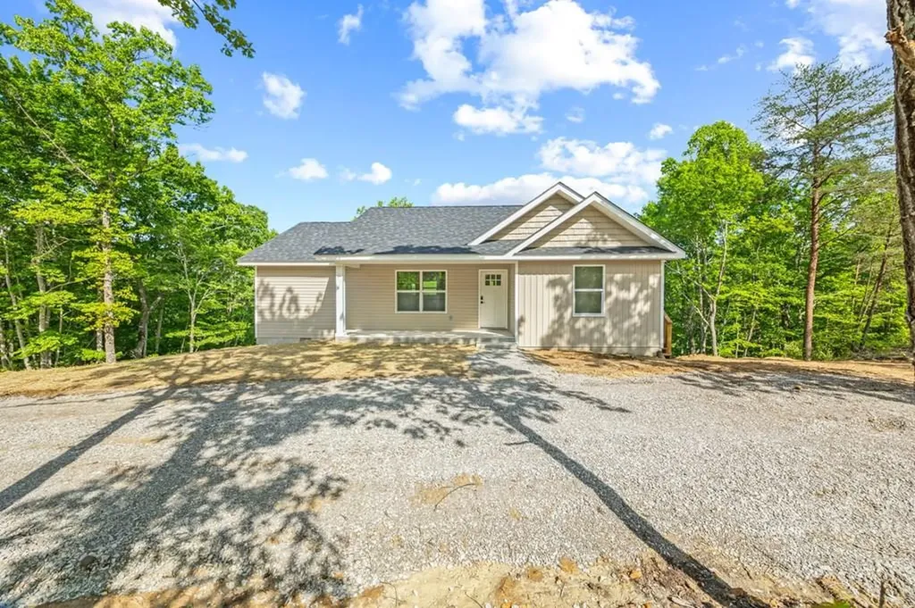 5706 Wilder Road Grimsley TN 38565