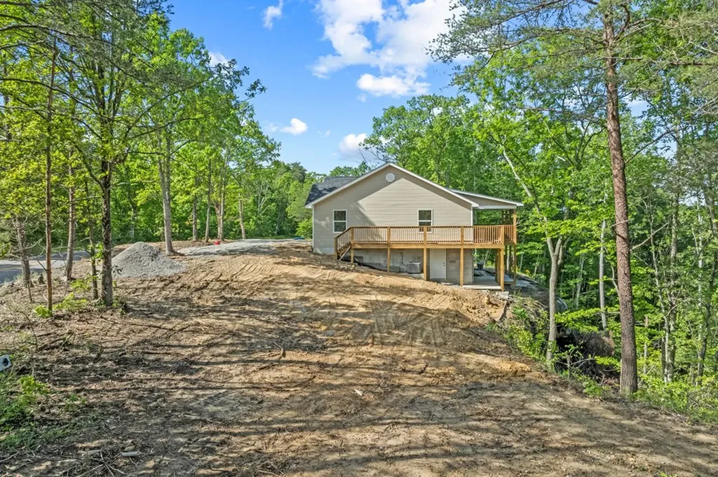 5706 Wilder Road Grimsley TN 38565