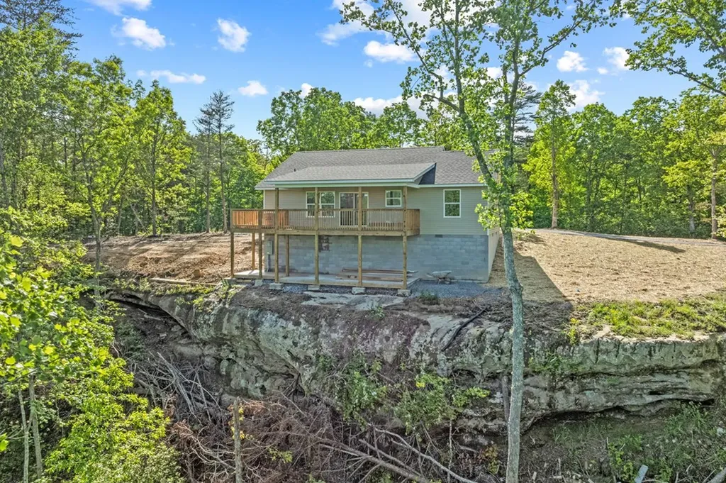 5706 Wilder Road Grimsley TN 38565