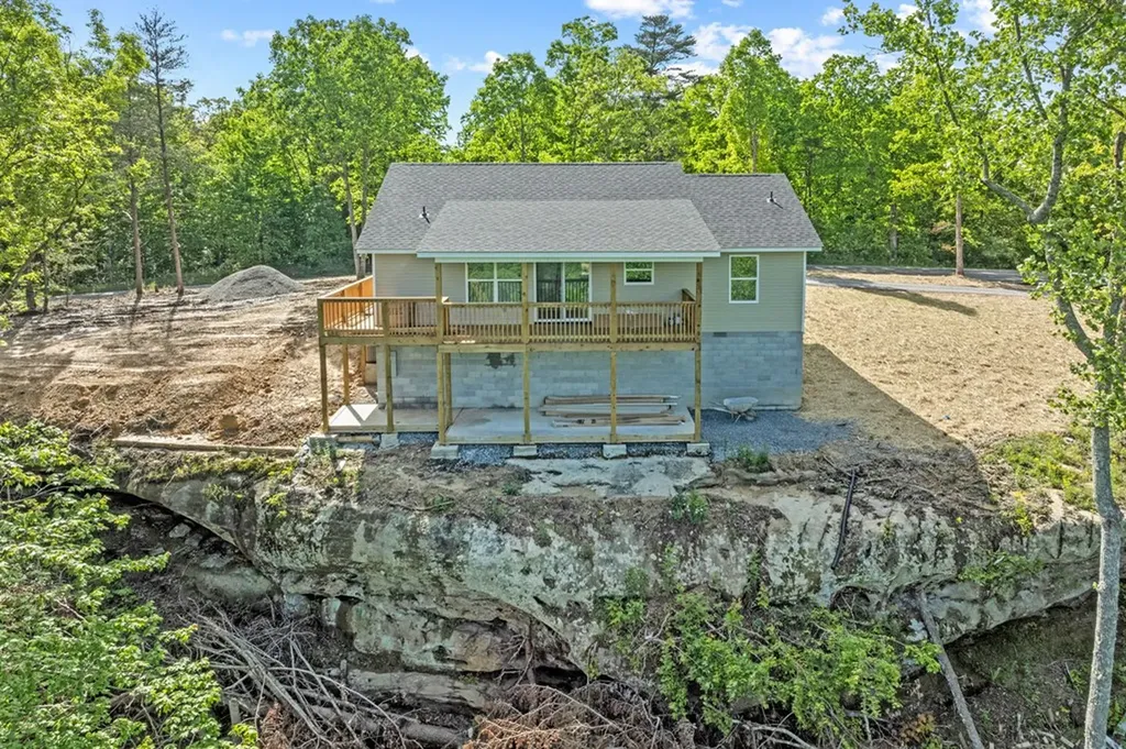 5706 Wilder Road Grimsley TN 38565