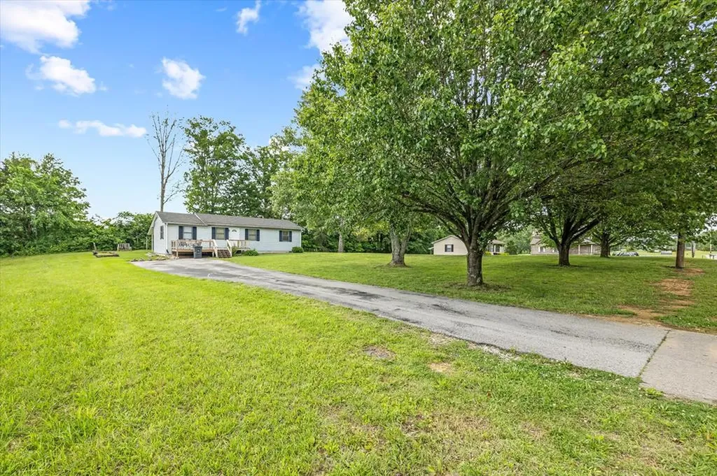 169 Ridgedale Drive Cookeville TN 38501