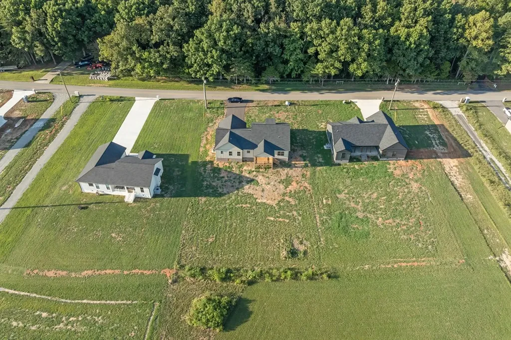 152 Bilbrey Road Livingston TN 38570