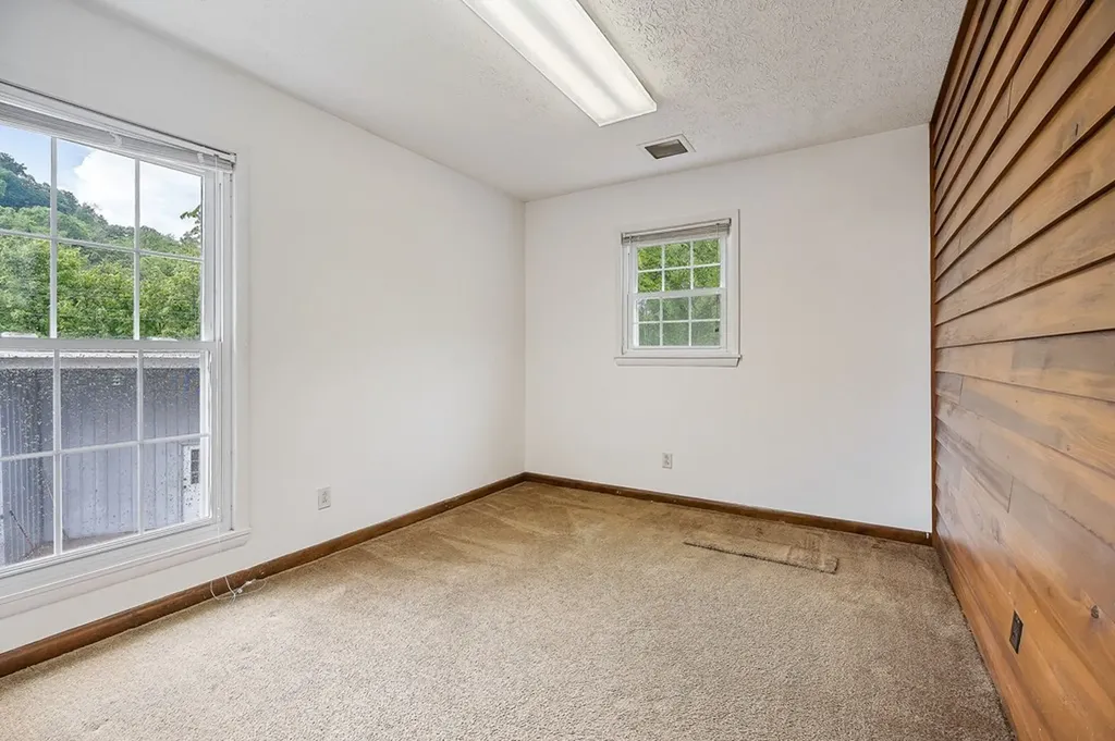 419 Birch Street Gainesboro TN 38562