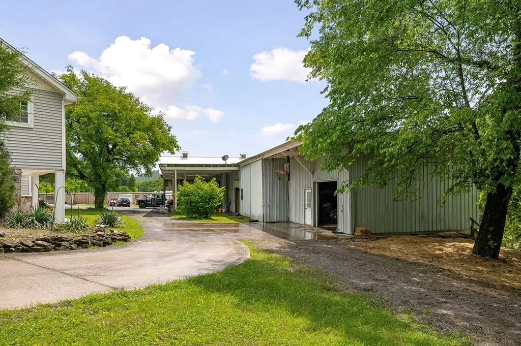 419 Birch Street Gainesboro TN 38562