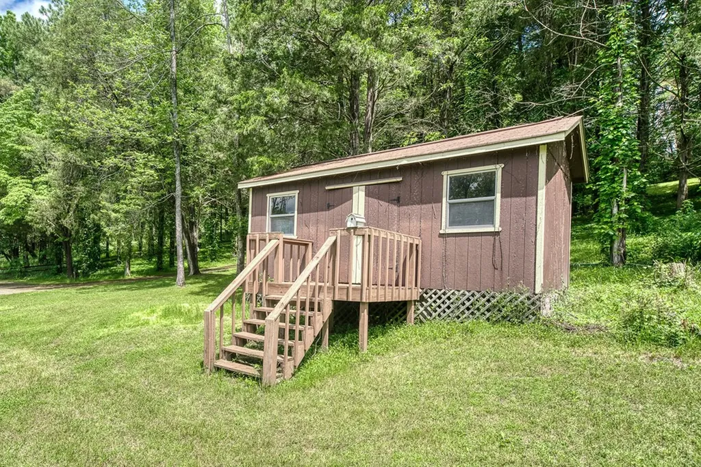 490 Luckey Lane Sparta TN 38583