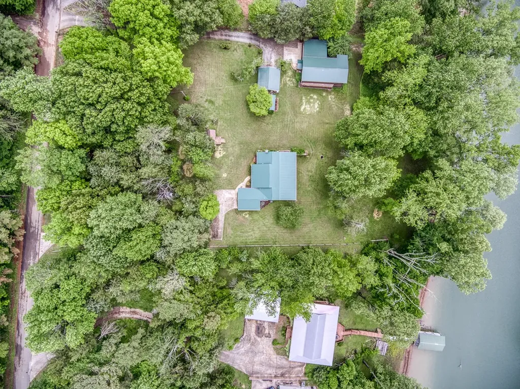 490 Luckey Lane Sparta TN 38583