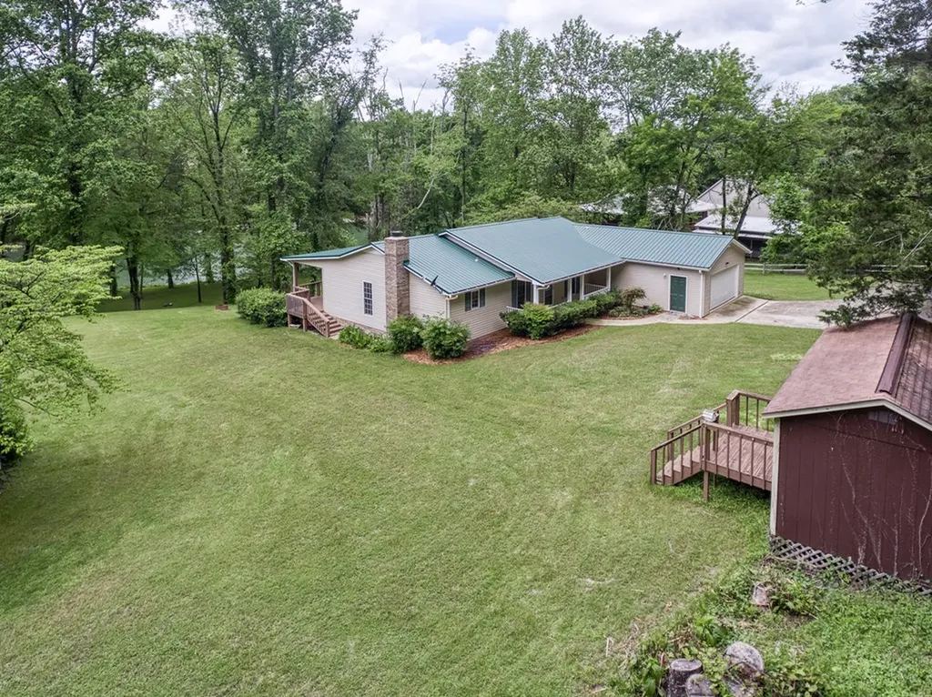 490 Luckey Lane Sparta TN 38583