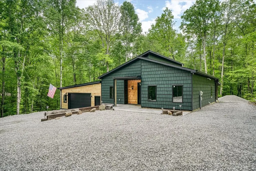 244 Ivy Lane Pikeville TN 37367