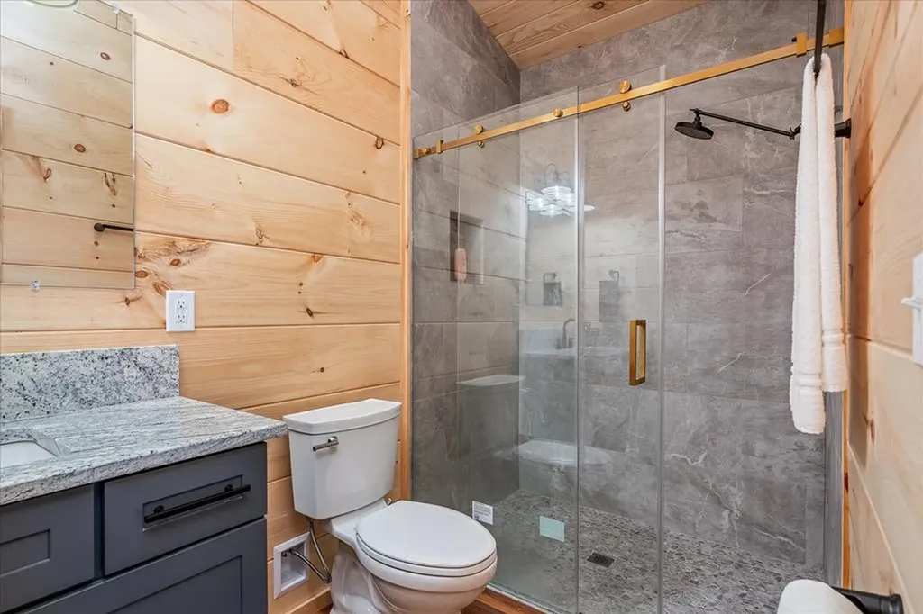 244 Ivy Lane Pikeville TN 37367