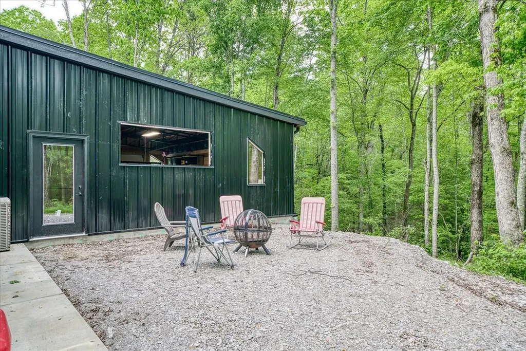 244 Ivy Lane Pikeville TN 37367