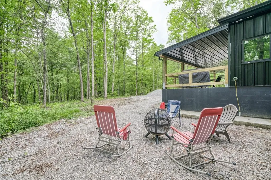 244 Ivy Lane Pikeville TN 37367