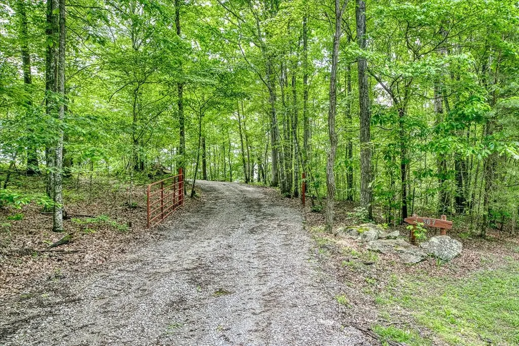 244 Ivy Lane Pikeville TN 37367