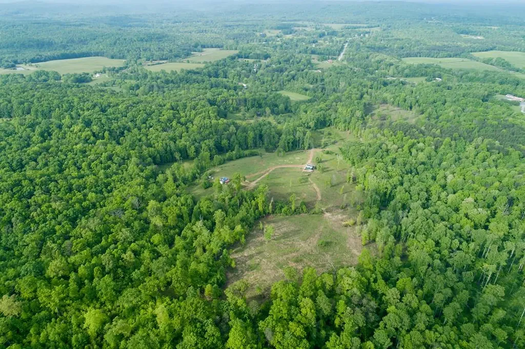40.46ac Barker Cove Loop N Of Palmer TN 37365