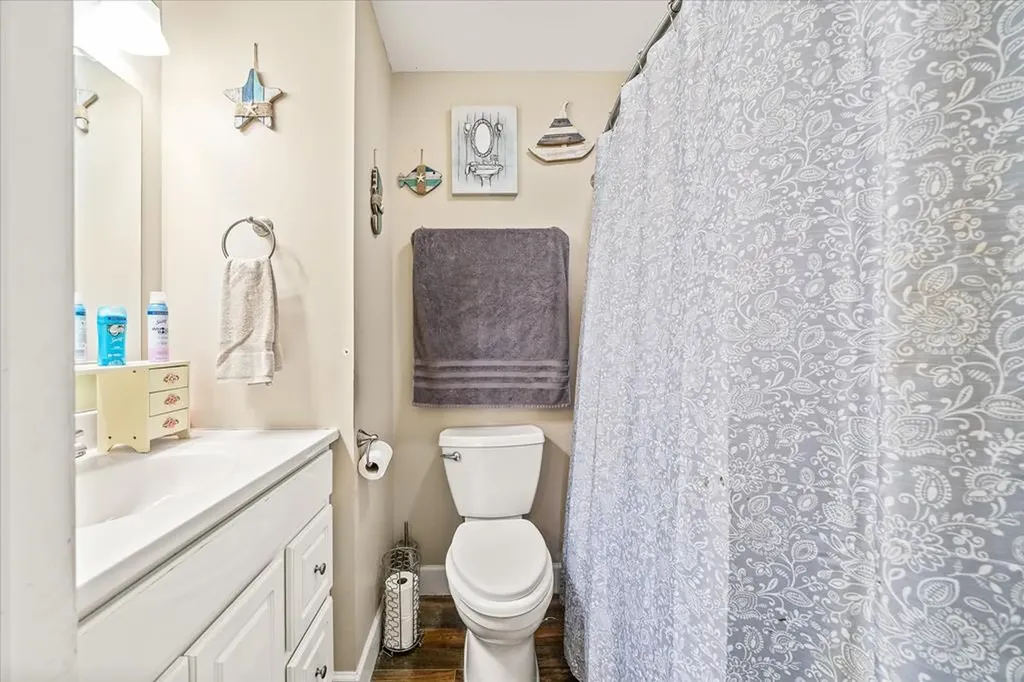 1435 E First Street Crossville TN 38555