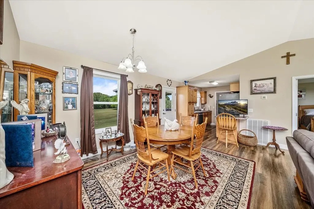 1435 E First Street Crossville TN 38555