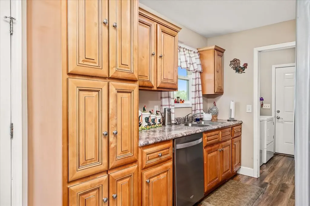 1435 E First Street Crossville TN 38555