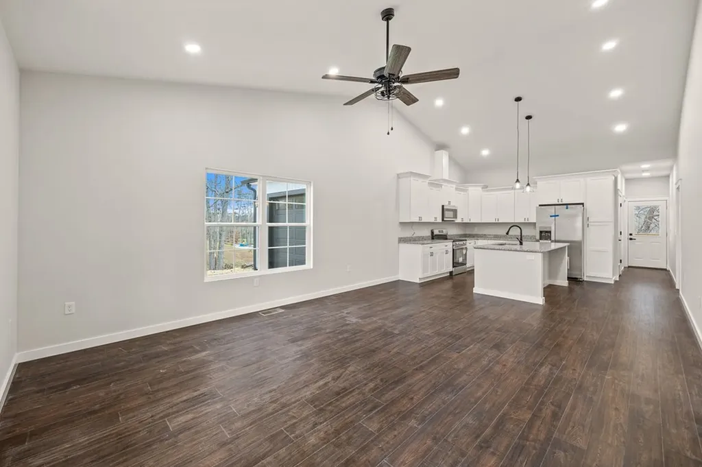 345 Raintree Drive Livingston TN 38570