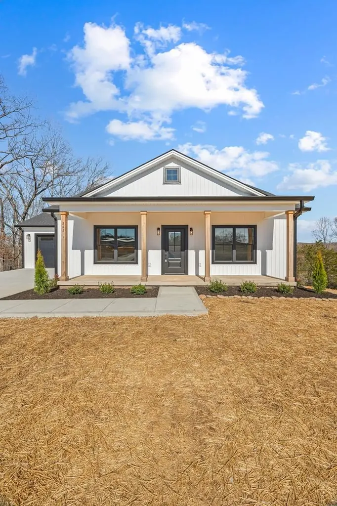 345 Raintree Drive Livingston TN 38570