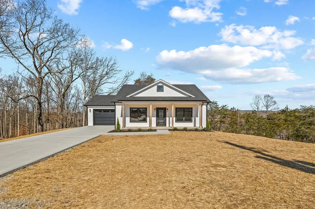 345 Raintree Drive Livingston TN 38570